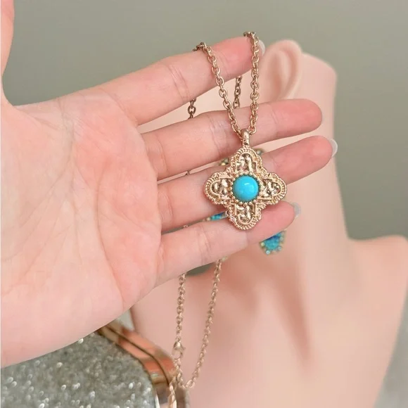 Gold and Turquoise Pendant Necklace - Picture 5 of 8